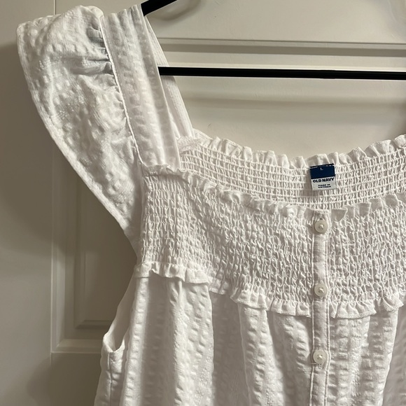 OLD Navy White Smocked Women's Dress - Picture 4 of 9